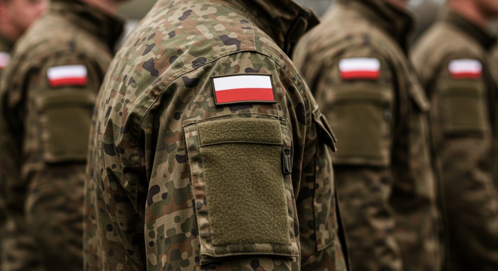 Młodzi muszą stawić czoła wojskowym obowiązkom