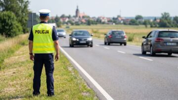 Grębocice: 26-latek bez uprawnień, tester dodatni