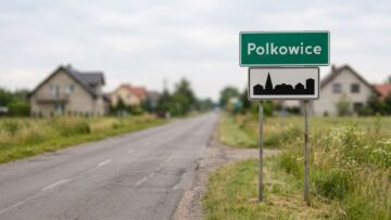 Na cmentarzu są już cztery stojaki z narzędziami